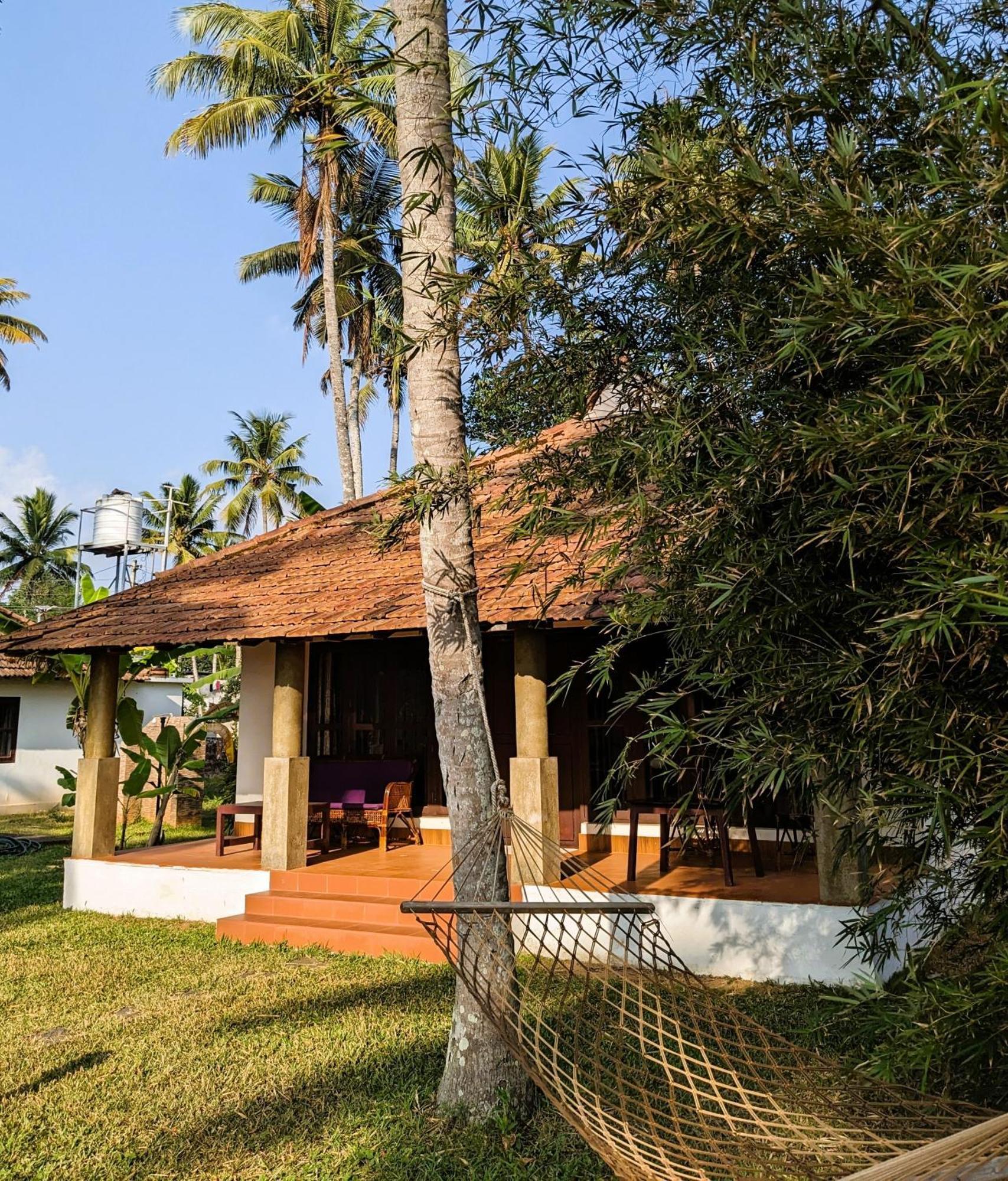 Baycliff Cottages Varkala Exterior photo
